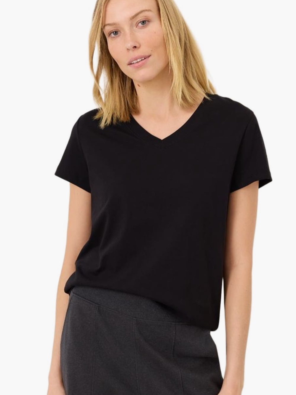Pact women’s organic cotton Classic essential Black V-Neck Tee size large